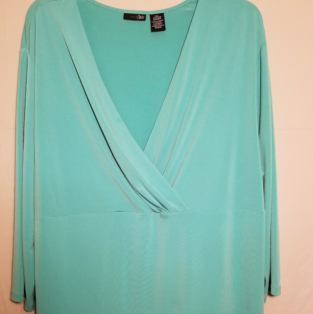 {EAST FIFTH WOMAN} Women's Top